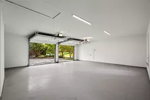 2244 Hurstview Dr, Hurst, TX 76054 - Photo 34