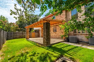 2244 Hurstview Dr, Hurst, TX 76054 - Photo 36