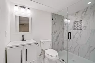 2244 Hurstview Dr, Hurst, TX 76054 - Photo 32