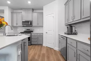 1408 Wildflower Wy, Little Elm, TX 76227 - Photo 12