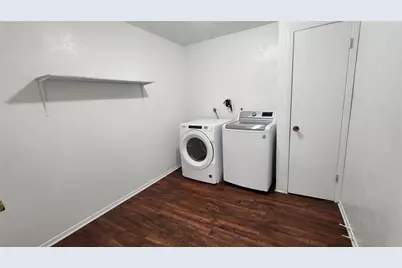 520 Sweetbriar Drive, Lewisville, TX 75067 - Photo 16