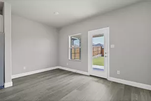 513 Ezra Ln, McKinney, TX 75069 - Photo 12