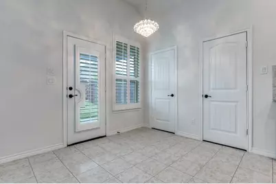 809 Orleans Square, Aubrey, TX 76227 - Photo 6