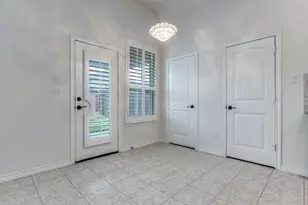 809 Orleans Sq, Aubrey, TX 76227 - Photo 6