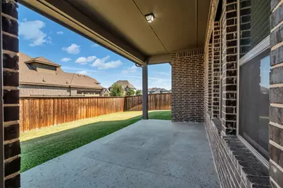 7325 Brynlee Drive, Arlington, TX 76001 - Photo 32