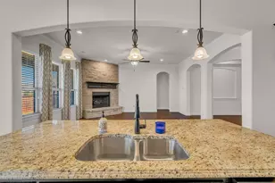 7325 Brynlee Dr, Arlington, TX 76001 - Photo 16