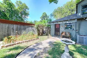 2438 Sharon St, Dallas, TX 75211 - Photo 20