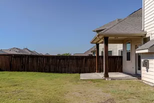1700 Meadow Trail Ln, Aubrey, TX 76227 - Photo 32