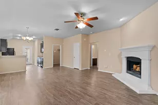 1313 Honeywood Ln, Royse City, TX 75189 - Photo 4