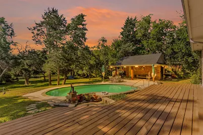 218 New Market Road, Mesquite, TX 75149 - Photo 4