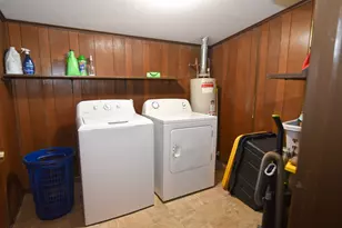 512 N Roberts St, West, TX 76691 - Photo 20