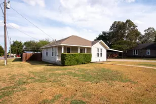 512 N Roberts St, West, TX 76691 - Photo 2