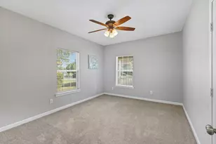 717 E Davis Ave, Fort Worth, TX 76104 - Photo 12