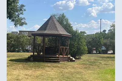 6417 Silver Wind Court, Arlington, TX 76016 - Photo 16