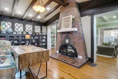 306 Prairie Avenue, Cleburne, TX 76033 - Photo 20