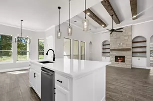 1012 Arbor Vista Dr, Azle, TX 76020 - Photo 20