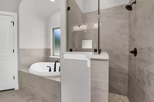 1012 Arbor Vista Dr, Azle, TX 76020 - Photo 26