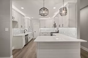 3329 Hemphill St, Fort Worth, TX 76110 - Photo 16