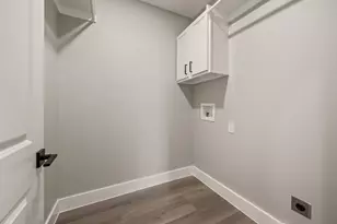 3329 Hemphill St, Fort Worth, TX 76110 - Photo 22