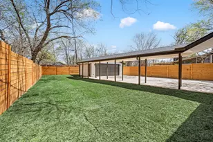 3329 Hemphill St, Fort Worth, TX 76110 - Photo 24