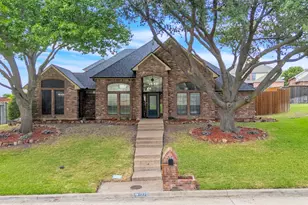 1375 Shores Cir, Rockwall, TX 75087 - Photo 2