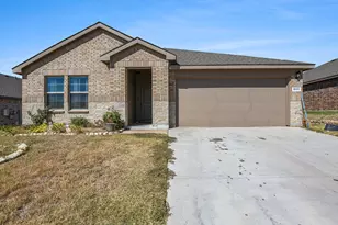 805 Durango Ln, Cleburne, TX 76033 - Photo 1