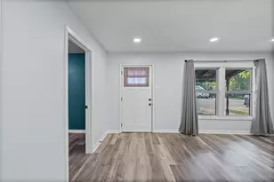 308 Poindexter Ave, Cleburne, TX 76033 - Photo 4