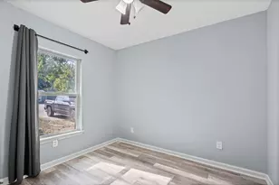 308 Poindexter Ave, Cleburne, TX 76033 - Photo 8