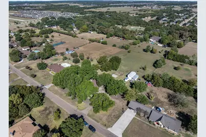 113 Hackberry Street, Oak Leaf, TX 75154 - Photo 32