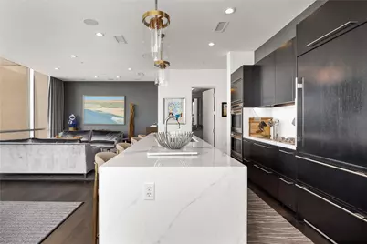 2200 Victory Avenue #2504, Dallas, TX 75219 - Photo 10