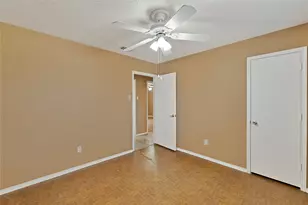 646 Gallant Fox Dr, Dallas, TX 75211 - Photo 18