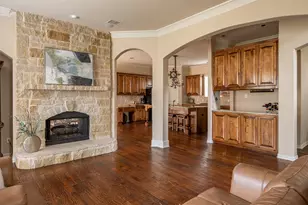 920 White River Dr, Allen, TX 75013 - Photo 2