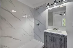 3626 Meyers St, Dallas, TX 75215 - Photo 24