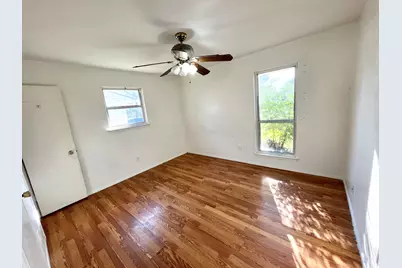 1900 Robinson Street, Irving, TX 75060 - Photo 10