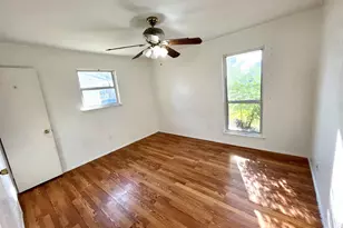 1900 Robinson St, Irving, TX 75060 - Photo 10