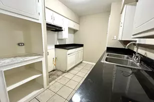 1900 Robinson St, Irving, TX 75060 - Photo 6