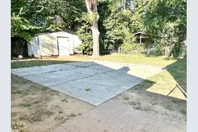 1900 Robinson Street, Irving, TX 75060 - Photo 24