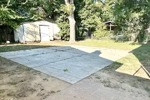 1900 Robinson St, Irving, TX 75060 - Photo 24