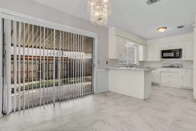 8409 Main Street, North Richland Hills, TX 76182 - Photo 4