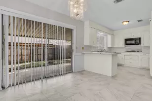 8409 Main St, North Richland Hills, TX 76182 - Photo 4