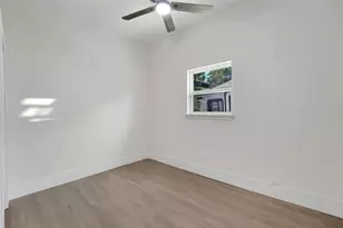 1237 E Terrell Ave, Fort Worth, TX 76104 - Photo 16