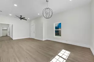 1237 E Terrell Ave, Fort Worth, TX 76104 - Photo 6