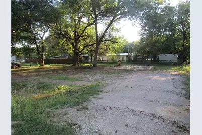 88 A Ivanhoe Drive, Gordonville, TX 76245 - Photo 2