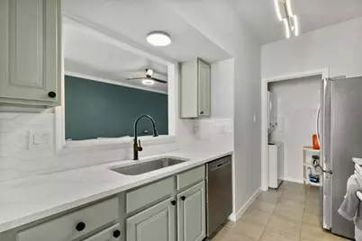 3550 Country Square Drive #111, Carrollton, TX 75006 - Photo 6