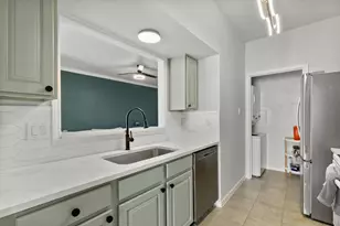 3550 Country Square Dr, Carrollton, TX 75006 - Photo 6