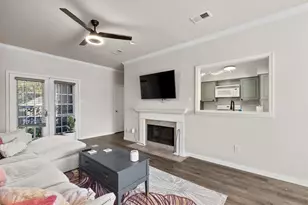 3550 Country Square Dr, Carrollton, TX 75006 - Photo 4