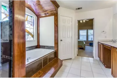 2715 Columbus, Grand Prairie, TX 75054 - Photo 28