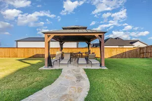 351 Evening Fire Dr, Waxahachie, TX 75167 - Photo 32