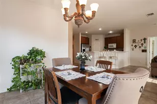 2812 Greenway Dr, Burleson, TX 76028 - Photo 14