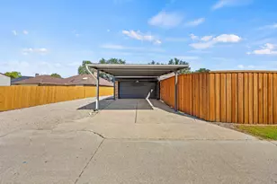 1940 Clearwater Trail, Carrollton, TX 75010 - Photo 26